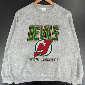 New Jersey Devils Green Vintage NHL Graphic Crewneck Sweatshirt